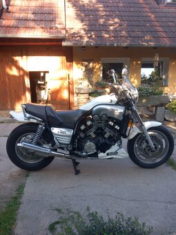 Yamaha V-Max - 4