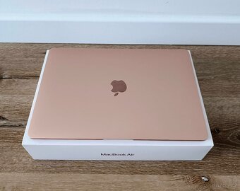 Apple MacBook Air 13,3" Gold, M1, TOP stav, záruka - 4