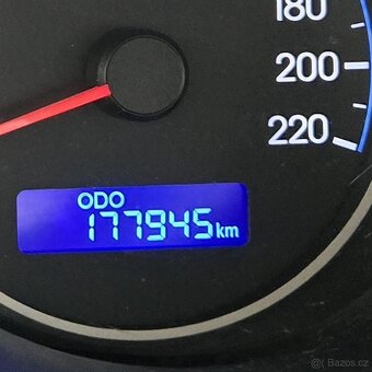 HYUNDAI i 20 1,2 16v 57kW  ROK VÝROBY 8/2010 KLIMA 177tis.km - 4