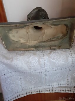 Starožitna  bronzová  socha ,nebo busta, soška - 4