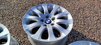 5x120 r17 litá kola BMW e90, e91, e92 - 4
