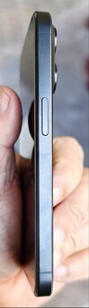 iPhone 15 Pro 256GB - 4