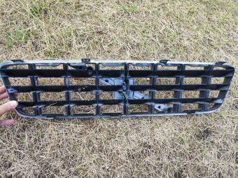 Maska Volvo XC70 - 4