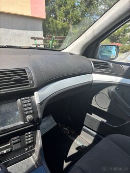 BMW e39 523 ale je tam swap ja 528i - 4