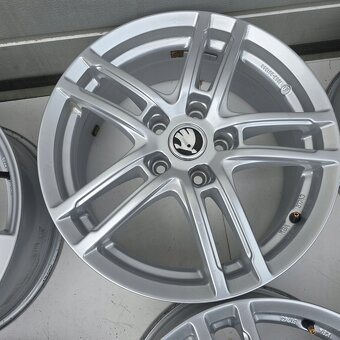 ALU SKODA SUPERB OCTAVIA YETI KAROQ 5x112 17" ET49 - 4