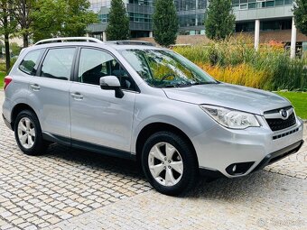 Subaru Forester 2.0i 4x4 AUT 1.MAJITEL KAMERA TAŽNÉ PANORAMA - 4
