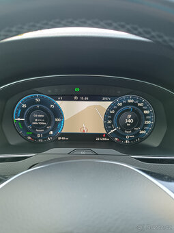 VOLKSWAGEN PASSAT B8 kombi 1,4 TSI GTE Hybrid - 4