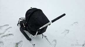 Kovové sáňky s madlem - kočárek - 4