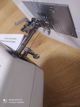 ŠICÍ STROJ VICTORIA 7850 - 4