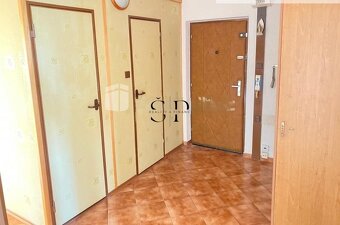 Pronájem bytu 2+1+lodžie, ul. Atletická, Sokolov - 4