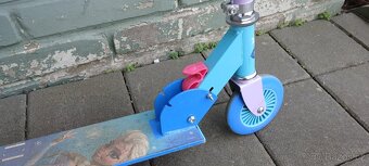 Dětská koloběžka - 4