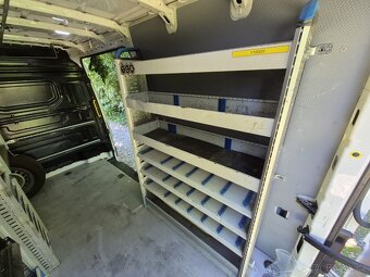 Regalova profi vestavba do dodavky - 4