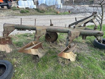 Prodám pluhy a kultivátor - 4