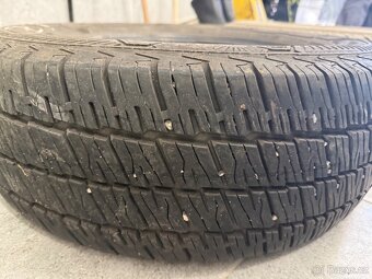 PRODÁM 1KS PNEU BARUM SNOVANIC ROZMĚRY 215/70 R15C R.V.02/23 - 4