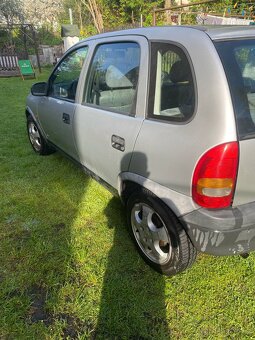 Opel Corsa B 1.0 - 4