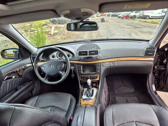 Prodám Mercedes-Benz 320 CDI r.v. 2005 Avantgarde - 4