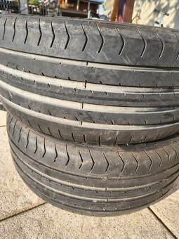 235/45 R18 letni - 4