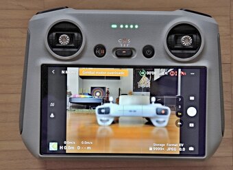 Prodám DJI Mavic 3 Pro Flymore Combo - 4