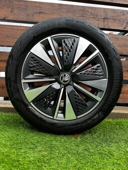 Alu kola 5x112 r17 s letním pneu (karoq17)) - 4
