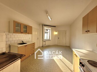 Prodej rodinného domu ve Slavoníně, ul. Arbesova - 4