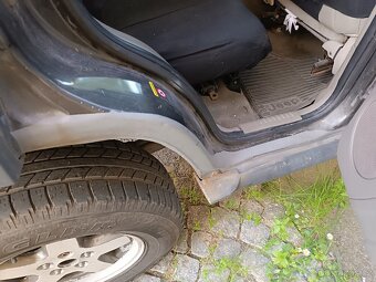 Jeep Cherokee KJ Liberty diesel - 4