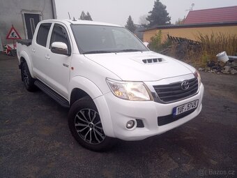 Hilux 2,4D 4x4 - 4
