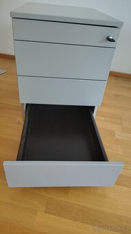 Kontejner TECHO na kolečkách - 4