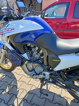 Prodej HONDA TRANSALP XL 700V - 4