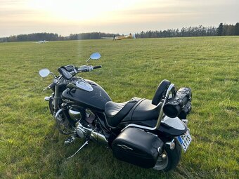 Suzuki Intruder M1800R - 4