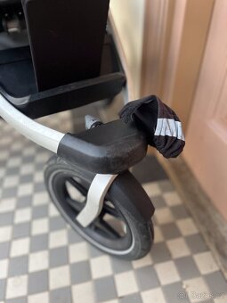 Thule Urban Glide 2 Dark Shadow + příslušenství - 4