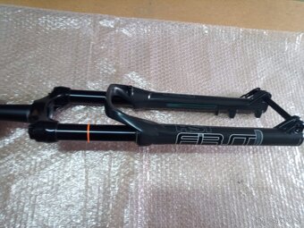 Nová Vidlice RST F1RST 29" zdvih 120mm - 4