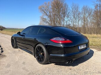 Porsche Panamera Turbo (368kW) - 4