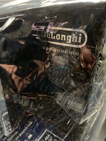 Kávovar Delonghi Cappuccino Ecam 23.466.B EX4 - 4