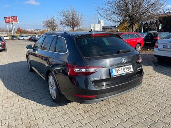 Škoda Superb, 110KW, 1.9 , černá, DPH - 4