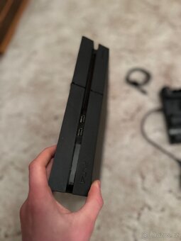 Sony PlayStation 4 - 4