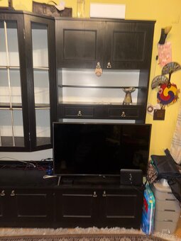 obývací stěna s vitrínou a tv komodou - 4