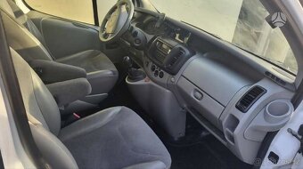 Renault trafic 2.5 tdci 90kw obytná - 4