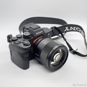 Objektiv Sony FE 85 mm, F1.8 - 4