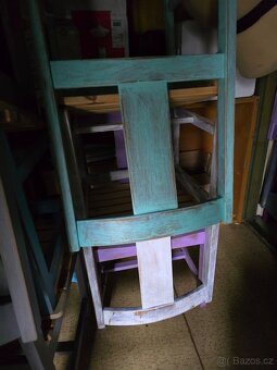 Barevné židle zrestaurované - 4