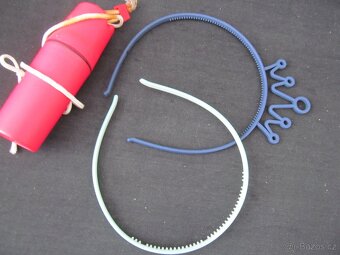 různé hračky a hry - 4