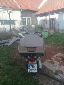 Prodám skútr Aprilia SCARABEO objem 200. - 4