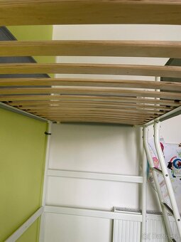 Vysoká postel IKEA VITVAL - 4
