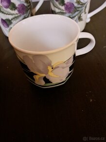 Různé porcelánové hrníčky - 4