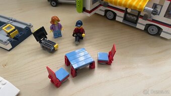 LEGO CREATOR SET 31052 - 4