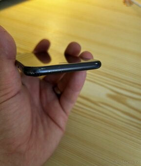 iPhone 7 - 4