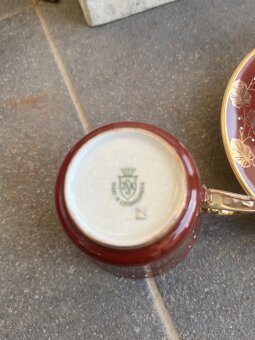 Starožitné porcelánové hrnky, kompletní sada - 4