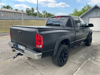 Dodge Ram 1500 zadní náhon HEMI 5,7 Magnum - 4
