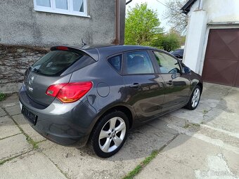 Opel Astra 1.4i 74kw - 4