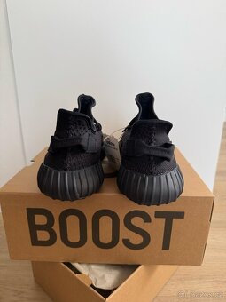 PRODÁM Adidas Yeezy Boost 350 V2 Onyx, 45 1/3 - 4