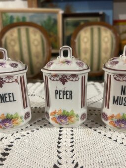 Starožitné porcelánové kořenky - 4
